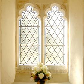 fwthumb3.Liz window.jpg